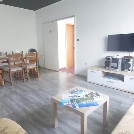 Gostinjska kuća J&m 4*