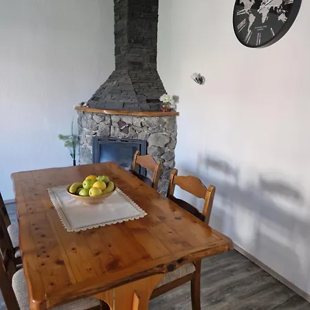 Gostinjska kuća J&m 4*